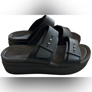 Women’s CROCS Brooklyn Buckle Sandals SZ 9
